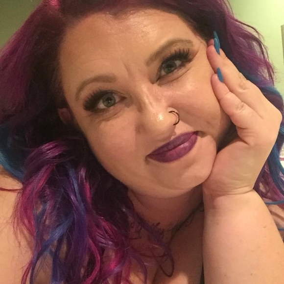 Meet your Posher, Jamie - Picture 1 of 1